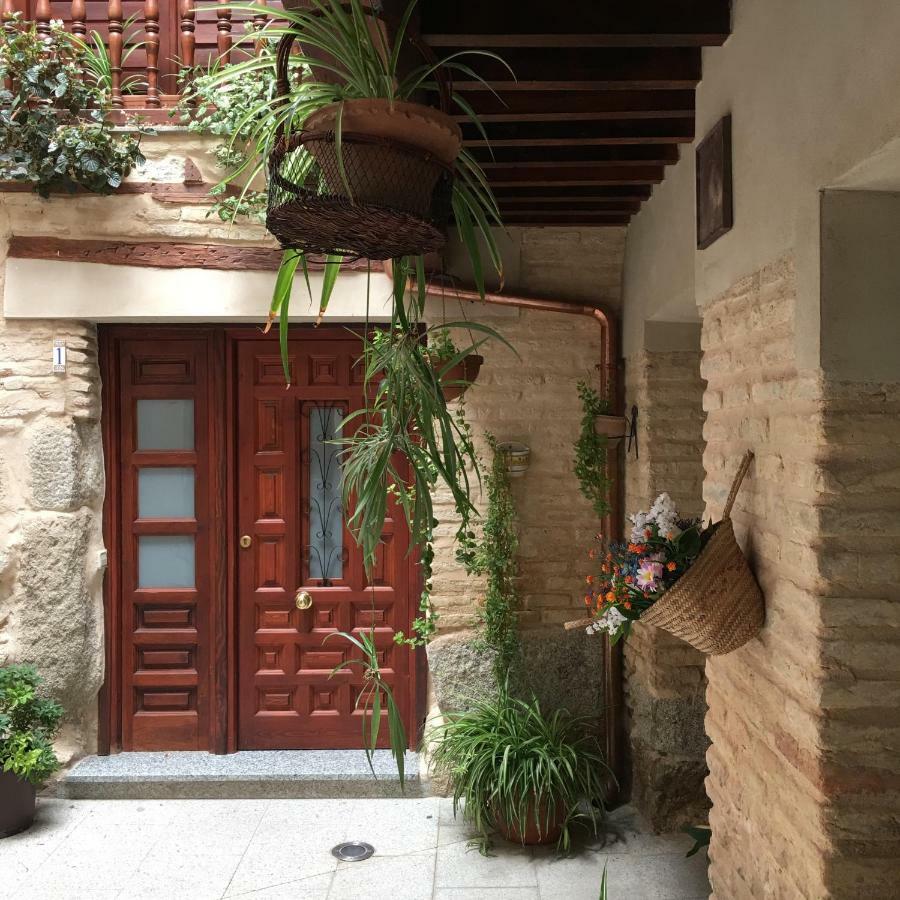 Apartamento San Pedro Toledo Eksteriør bilde